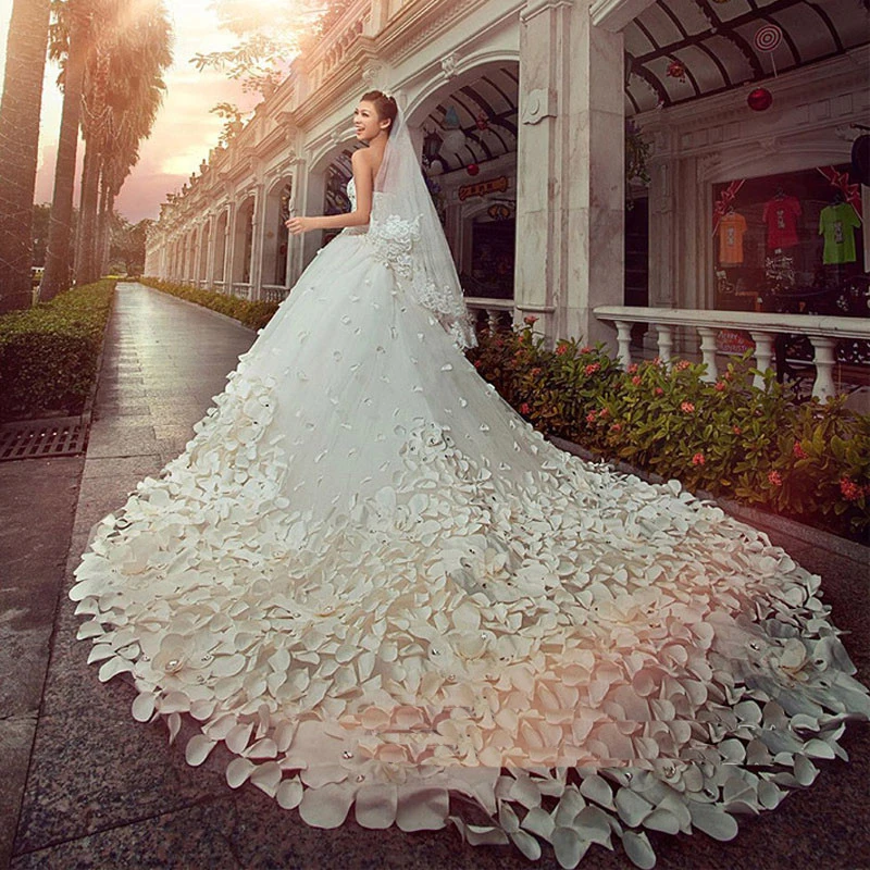 Luxury Sweetheart Wedding Dresses Long Crystal Beaded All Flowers Royal Train Bridal Gowns Robe de Marriage Custom Made
Luxury Sweetheart Wedding Dresses Long Crystal Beaded All Flowers Royal Train Bridal Gowns Robe de Marriage Custom Made