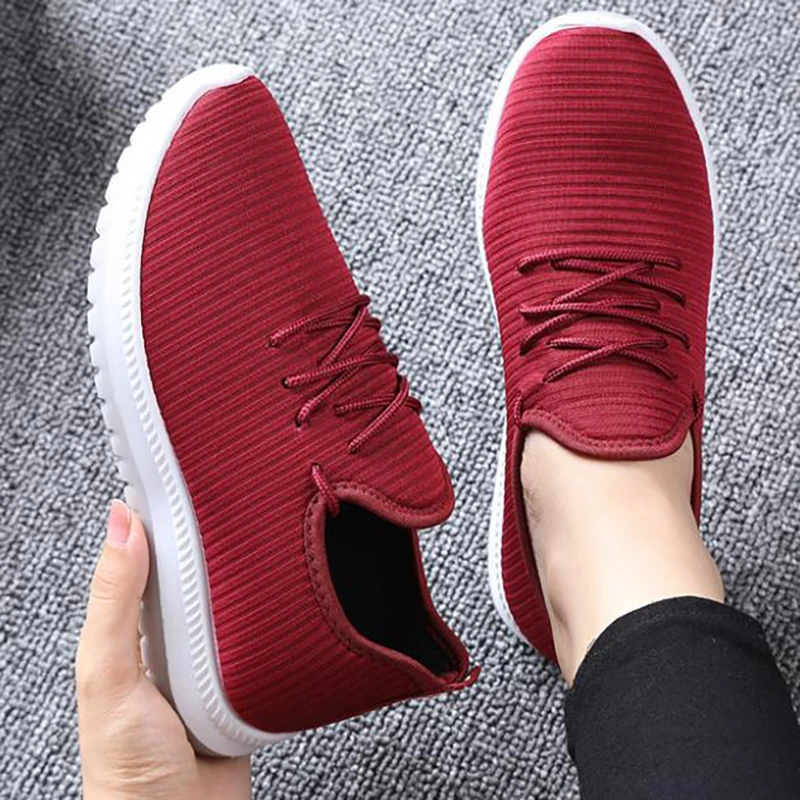 New women's cloth shoes men's middle-aged and old people's shoes soft soled light casual shoes manufacturers wholesale
New women's cloth shoes men's middle-aged and old people's shoes soft soled light casual shoes manufacturers wholesale