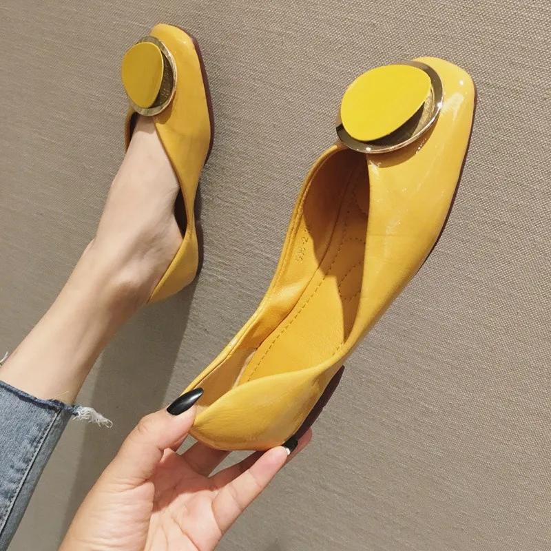 Plus Size Brand Women Shoes Casual Shoes Women Metal Round Buckle Loafers Oxford Slip on Moccasins Female Leather Flat Shoes 
Plus Size Brand Women Shoes Casual Shoes Women Metal Round Buckle Loafers Oxford Slip on Moccasins Female Leather Flat Shoes
