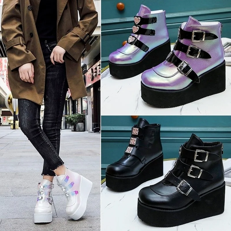 2021 Autumn New Women's Boots Heart-shaped Pin Buckle High-heeled Short Boots Thick-soled Waterproof Casual Shoes Zipper Boots
2021 Autumn New Women's Boots Heart-shaped Pin Buckle High-heeled Short Boots Thick-soled Waterproof Casual Shoes Zipper Boots