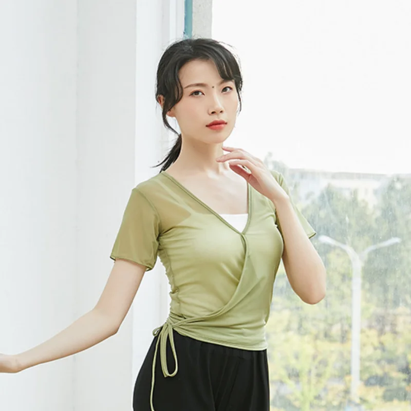 Fashion Trends Ballet Training Costumes Women Dance Stage Performance Clothing Fast-dry Solid Color Lace-up Gauzy Blouse
Fashion Trends Ballet Training Costumes Women Dance Stage Performance Clothing Fast-dry Solid Color Lace-up Gauzy Blouse