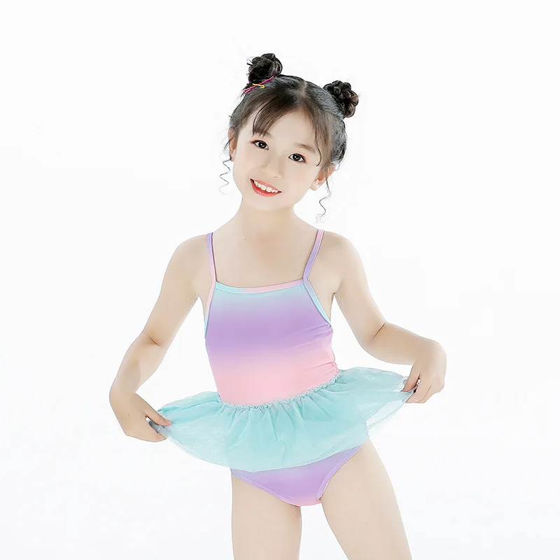 INS children's swimsuit girls' Siamese cute gradient swimsuit ballet skirt gauze skirt little Princess swimsuit
INS children's swimsuit girls' Siamese cute gradient swimsuit ballet skirt gauze skirt little Princess swimsuit