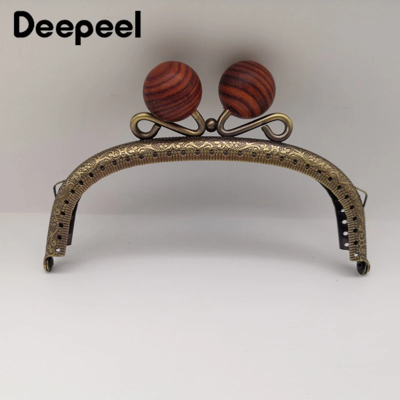 2Pcs Deepeel 12.5*6cm Wooden Bead Kiss Clasp Metal Bag Handle Sewing Brackets Purse Frames Handles for Making Bags Accessories
2Pcs Deepeel 12.5*6cm Wooden Bead Kiss Clasp Metal Bag Handle Sewing Brackets Purse Frames Handles for Making Bags Accessories
