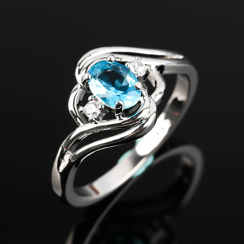 Fashion Oval Blue Crystal Mosaic Rings For Women 2020 Classic Design Silver Color Couple Wedding Jewelry Female H135
Fashion Oval Blue Crystal Mosaic Rings For Women 2020 Classic Design Silver Color Couple Wedding Jewelry Female H135
