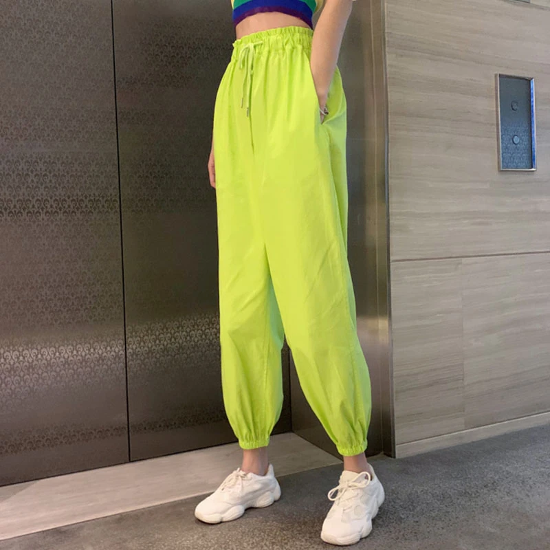 2020 New Streetwear Cargo Pants Women Joggers Neon Green High Waist Loose Female Trousers Ladies Pants Hip Hop Pants Women
2020 New Streetwear Cargo Pants Women Joggers Neon Green High Waist Loose Female Trousers Ladies Pants Hip Hop Pants Women
