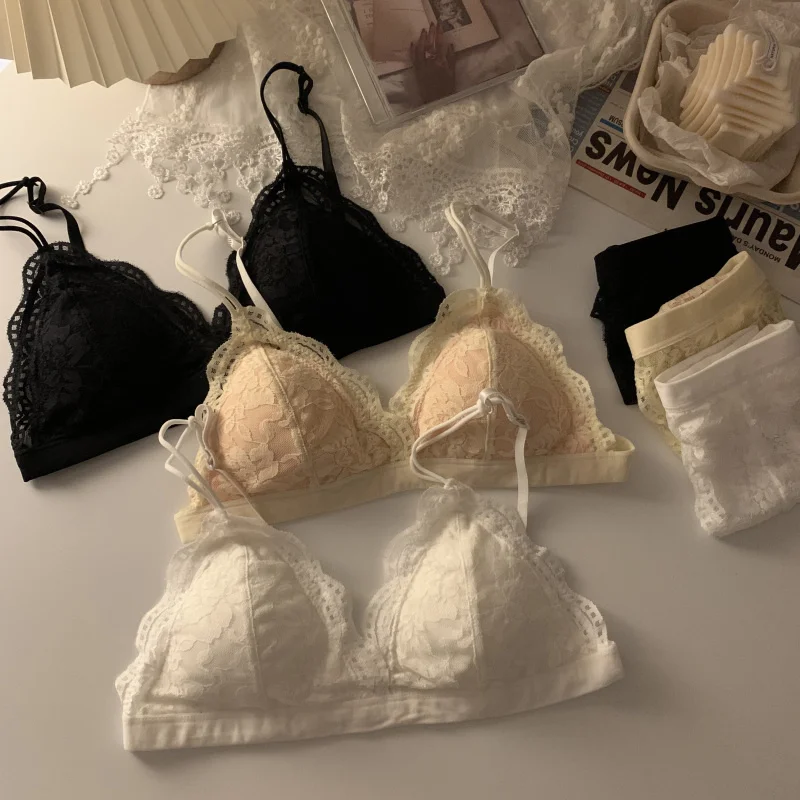 Real Shot Style Lace Sexy Thin Underwear Sets 
Real Shot Style Lace Sexy Thin Underwear Sets