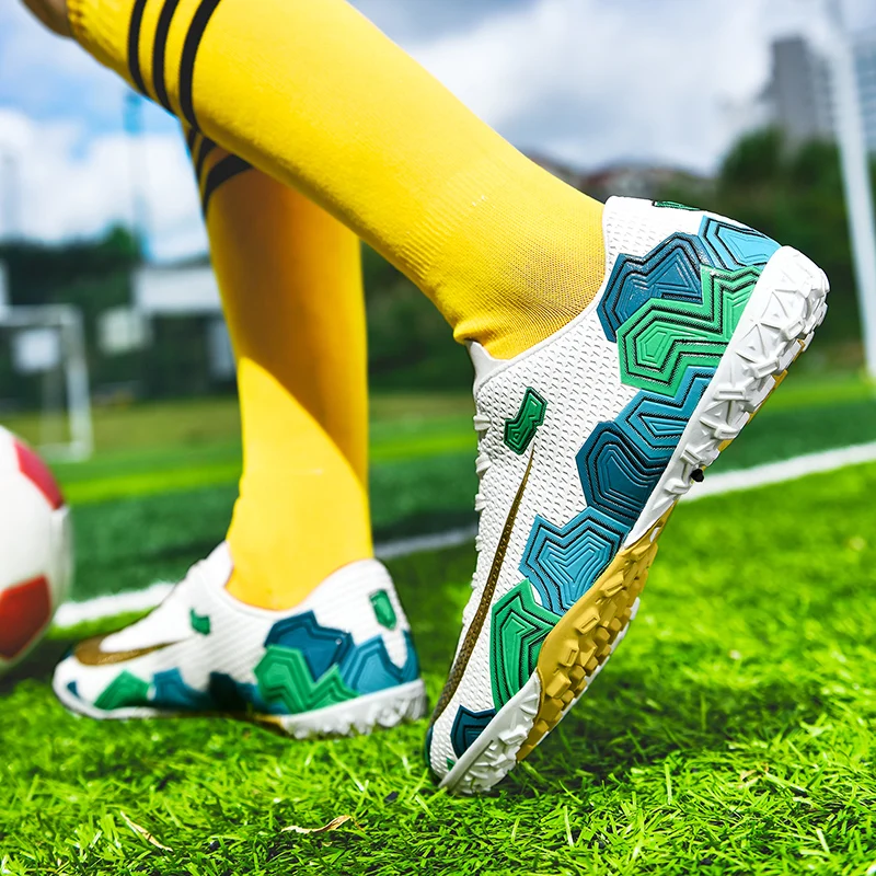 Kids Fashion Children's Spike Football Shoes, Students' Anti-skid Training Sports Shoes, Broken Spike Training Shoes
Kids Fashion Children's Spike Football Shoes, Students' Anti-skid Training Sports Shoes, Broken Spike Training Shoes