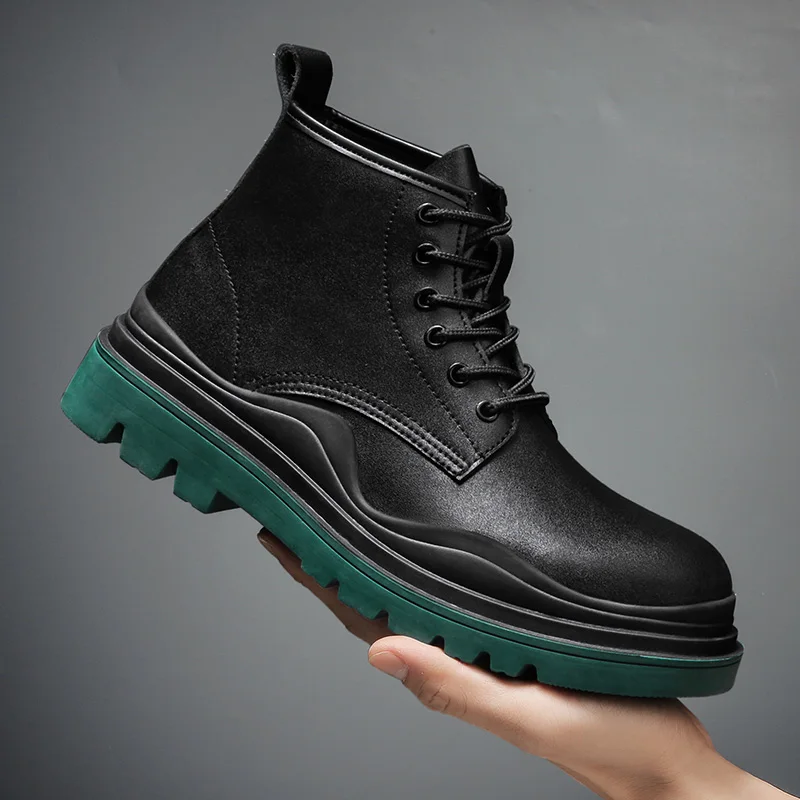 Men's Martin Shoes Fall Winter Plush Warmth High-Top Shoes Outdoor Trend Genuine Leather Platform Shoes Luxury Fashion Men Shoes
Men's Martin Shoes Fall Winter Plush Warmth High-Top Shoes Outdoor Trend Genuine Leather Platform Shoes Luxury Fashion Men Shoes