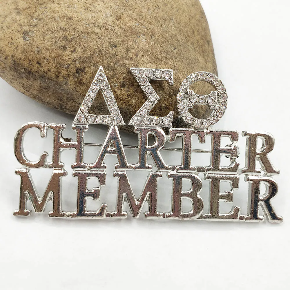 Женская Брошь с жемчугом, в виде буквы участников греческого месяца
Женская Брошь с жемчугом, в виде буквы участников греческого месяца