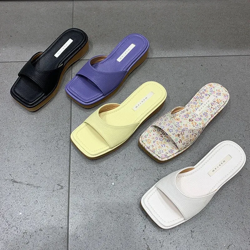 2021 New Women Platform Slippers Fashion Flat Heel Casual Summer Ladies Sandals Wedges Shoes Open Toes Beach Mujer
2021 New Women Platform Slippers Fashion Flat Heel Casual Summer Ladies Sandals Wedges Shoes Open Toes Beach Mujer