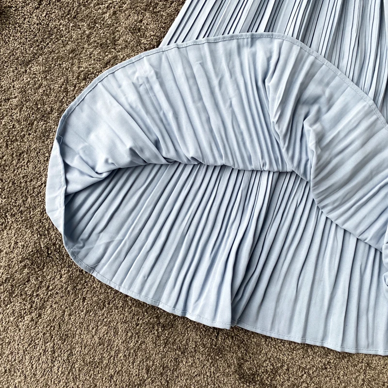 2020 Spring Autumn new Korean women's Long sleeve elastic waist was thin chiffon dress long bow tie solid color pleated dress
2020 Spring Autumn new Korean women's Long sleeve elastic waist was thin chiffon dress long bow tie solid color pleated dress