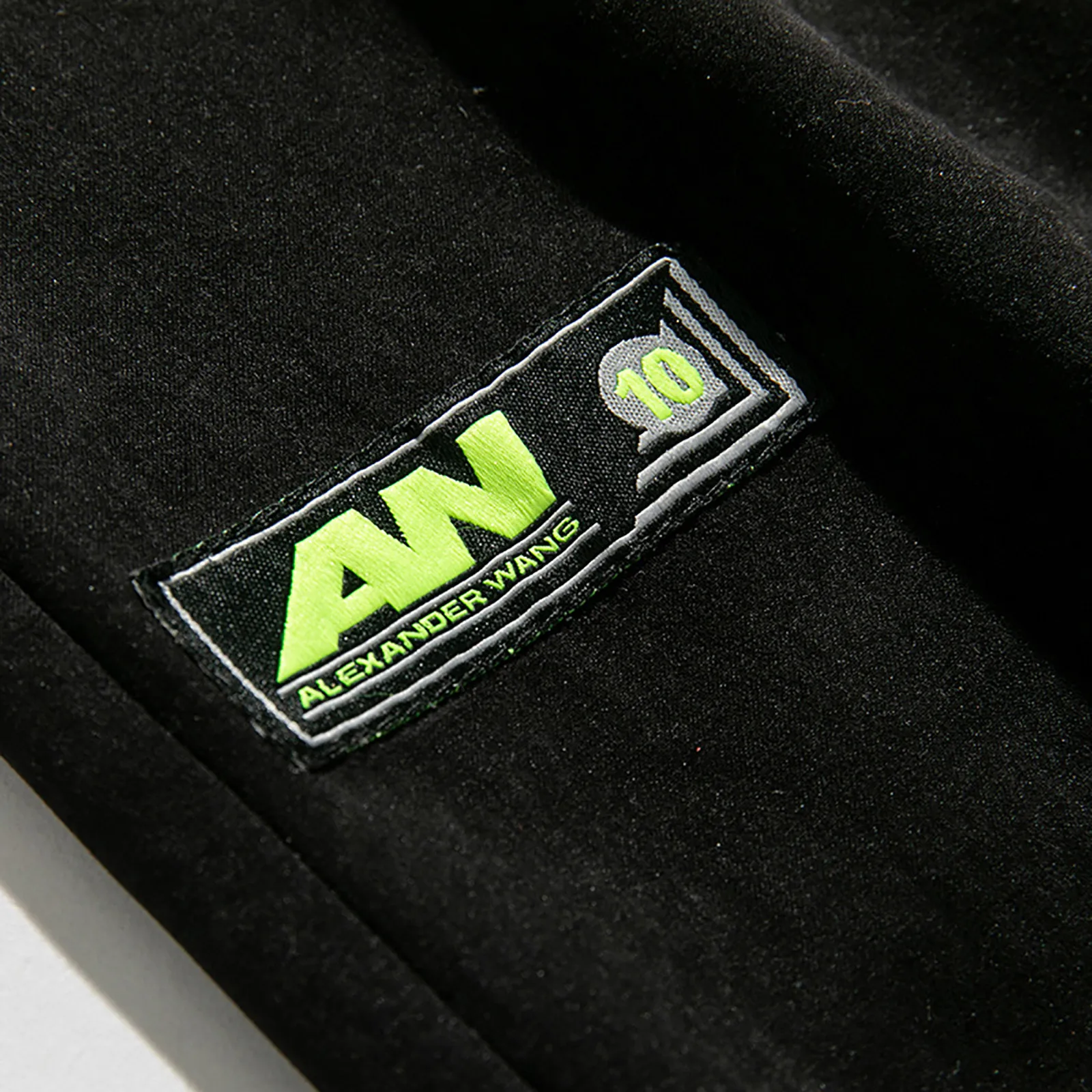 AN ALEXANDER WANG Summer Men's Fashion Polyester Work Pants Twill Loose Fit Workwear Combat Casual Workwear F4*
AN ALEXANDER WANG Summer Men's Fashion Polyester Work Pants Twill Loose Fit Workwear Combat Casual Workwear F4*