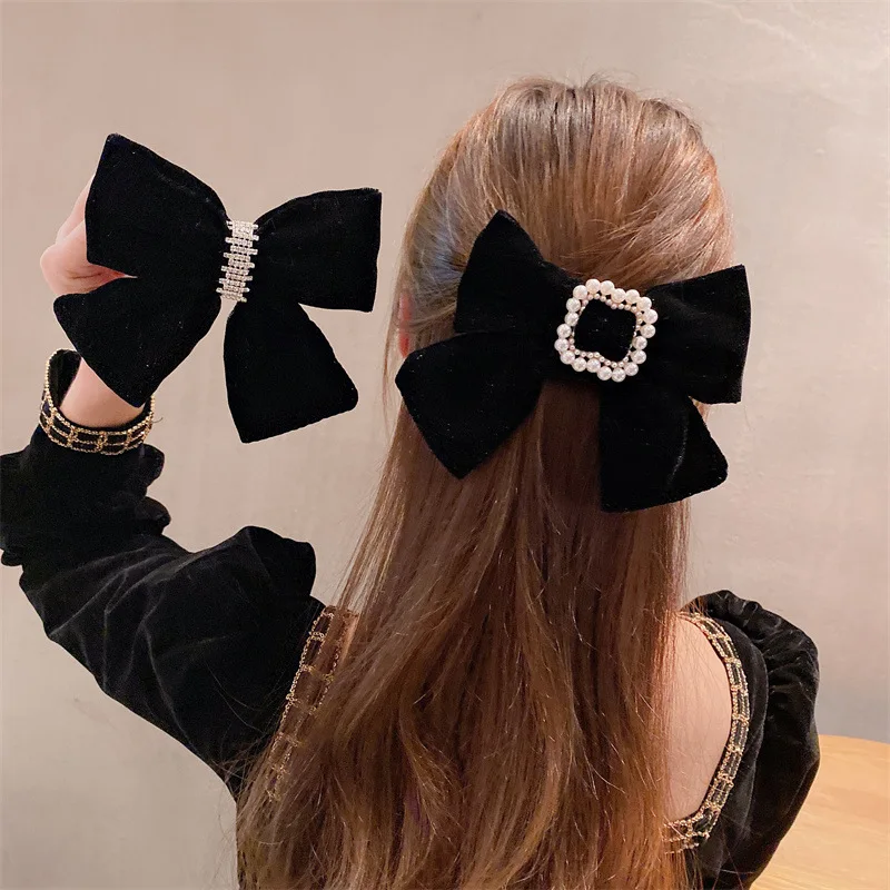 New Elegant Fabric Velvet Bowknot Hairpins Pearl Flower Spring Clip Hair Clips for Women Fashion Hairgrip Hair Accessories
New Elegant Fabric Velvet Bowknot Hairpins Pearl Flower Spring Clip Hair Clips for Women Fashion Hairgrip Hair Accessories