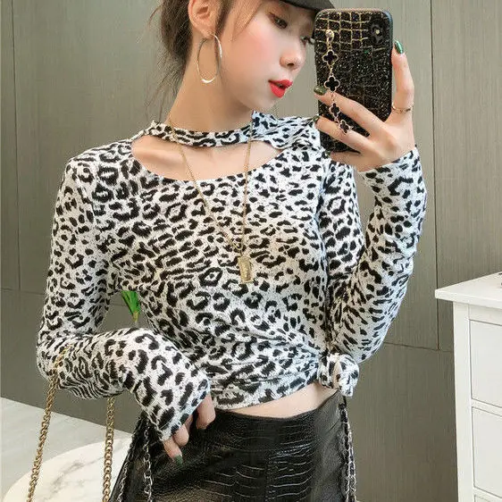 Spring Korean Ladies Sexy Gray Leopard Print Long-sleeved Tshirt Women's Slim Fit All-match Bottoming Shirt Fashion Harajuku Top 
Spring Korean Ladies Sexy Gray Leopard Print Long-sleeved Tshirt Women's Slim Fit All-match Bottoming Shirt Fashion Harajuku Top