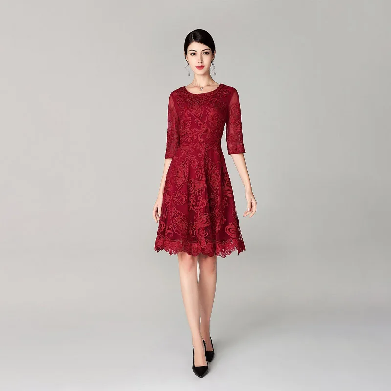 Женское вечернее платье-трапеция с вышивкой, платье до колена с полурукавами, круглым вырезом и юбкой-годе, модель D1345
Женское вечернее платье-трапеция с вышивкой, платье до колена с полурукавами, круглым вырезом и юбкой-годе, модель D1345