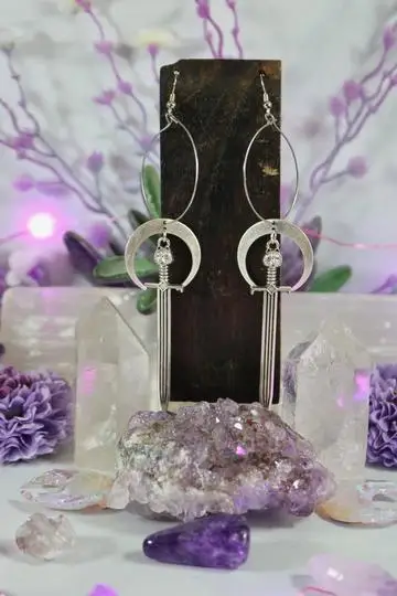 Серьги-кольца в виде Луны/Совы серьга в виде шпаги/готические украшения
Серьги-кольца в виде Луны/Совы серьга в виде шпаги/готические украшения