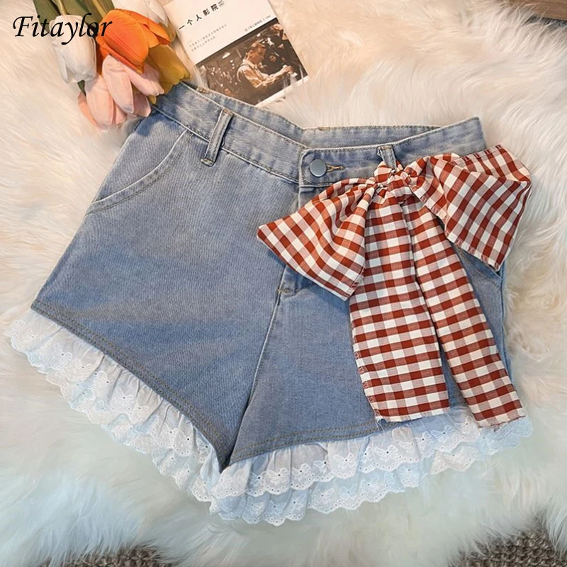 Fitaylor New Summer Women High Waist Patchwork Lace Bow Retro Blue Denim Shorts Casual Female Wide Leg Ladies Jeans Shorts
Fitaylor New Summer Women High Waist Patchwork Lace Bow Retro Blue Denim Shorts Casual Female Wide Leg Ladies Jeans Shorts