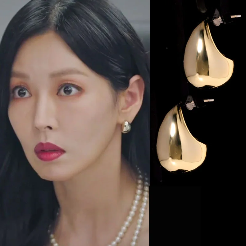 penthouse Lee Ji-ah Kim So-yeon same Korean fashion new style elegant high quality water drop earrings
penthouse Lee Ji-ah Kim So-yeon same Korean fashion new style elegant high quality water drop earrings
