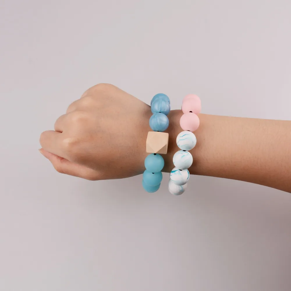 Rainbery Silicone Key Ring Bracelet Women Wood Beaded Bangle Keychain Wristlet Charms New Bracelet Pendant Accessories
Rainbery Silicone Key Ring Bracelet Women Wood Beaded Bangle Keychain Wristlet Charms New Bracelet Pendant Accessories