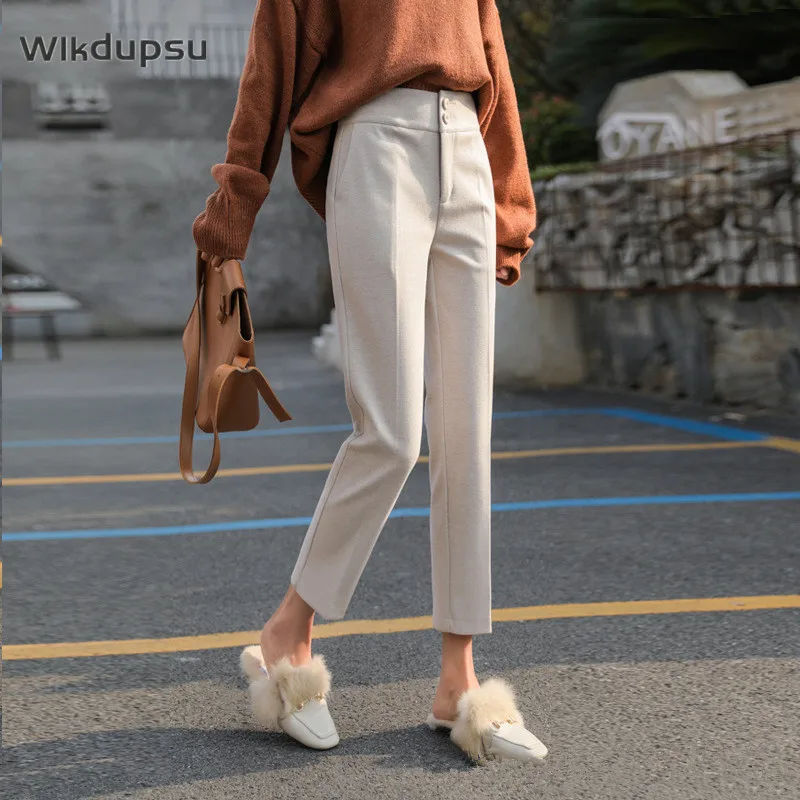 Wool Pants Women High Waist Autumn Winter New Fashion Korean Solid Woolen Trousers Casual Loose Classic Pencil Suit Pants Female
Wool Pants Women High Waist Autumn Winter New Fashion Korean Solid Woolen Trousers Casual Loose Classic Pencil Suit Pants Female