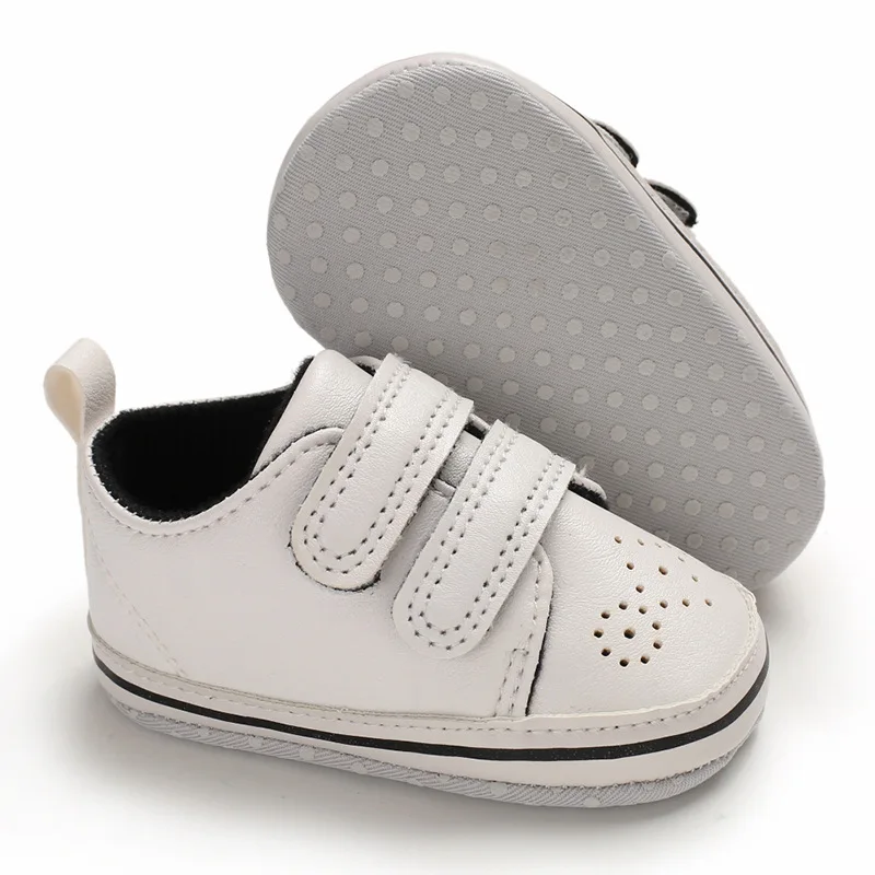 0-1 Years Old Baby Shoes Soft Bottom Toddler Shoes Spring and Autumn Pu-leather Newborn Baby Shoes 
0-1 Years Old Baby Shoes Soft Bottom Toddler Shoes Spring and Autumn Pu-leather Newborn Baby Shoes