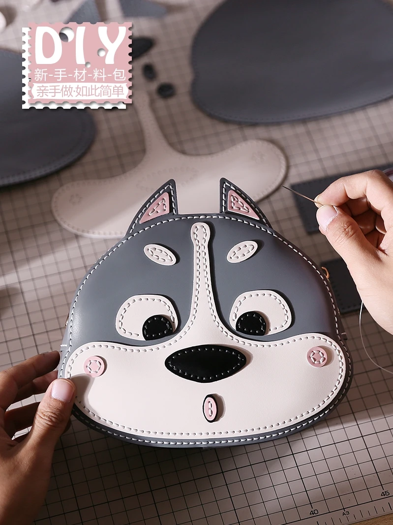 Original design husky hand bag DIY leather material bag cartoon cute one shoulder cross woven women's bag
Original design husky hand bag DIY leather material bag cartoon cute one shoulder cross woven women's bag