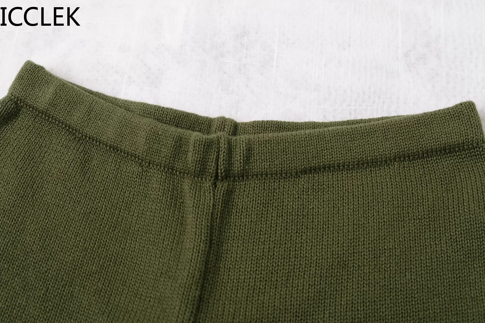 ICCLEK Women's Summer New Elistic Waist Knitted Hot Pants High Waist Skinny Beach Shorts
ICCLEK Women's Summer New Elistic Waist Knitted Hot Pants High Waist Skinny Beach Shorts