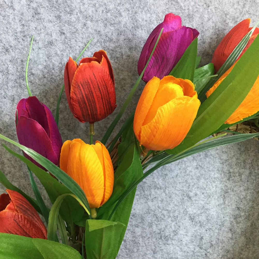 38cm Simulated Three-colour Tulip Wreath Home Party Decoration Hanging Decorations Door Ornament Festive Supplies Photo Prop
38cm Simulated Three-colour Tulip Wreath Home Party Decoration Hanging Decorations Door Ornament Festive Supplies Photo Prop
