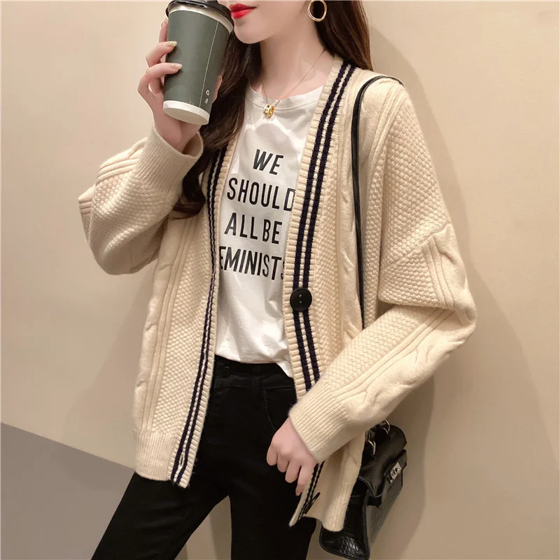 New Autumn Winter Women's Sweater Knitted Top Outer Cardigan Long Sleeve Korean Loose Winter Warm Coat Jacket Cardigan
New Autumn Winter Women's Sweater Knitted Top Outer Cardigan Long Sleeve Korean Loose Winter Warm Coat Jacket Cardigan