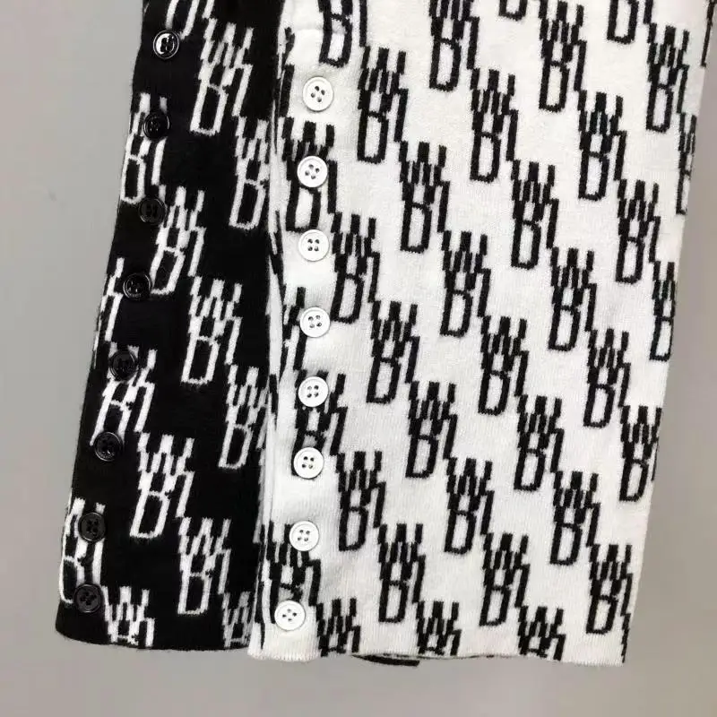 WE11DONE Pants Men Women 1:1 Top Quality Jacquard Letter High Waist Straight Tube Knitted Logo Welldone Sweatpants Trousers
WE11DONE Pants Men Women 1:1 Top Quality Jacquard Letter High Waist Straight Tube Knitted Logo Welldone Sweatpants Trousers