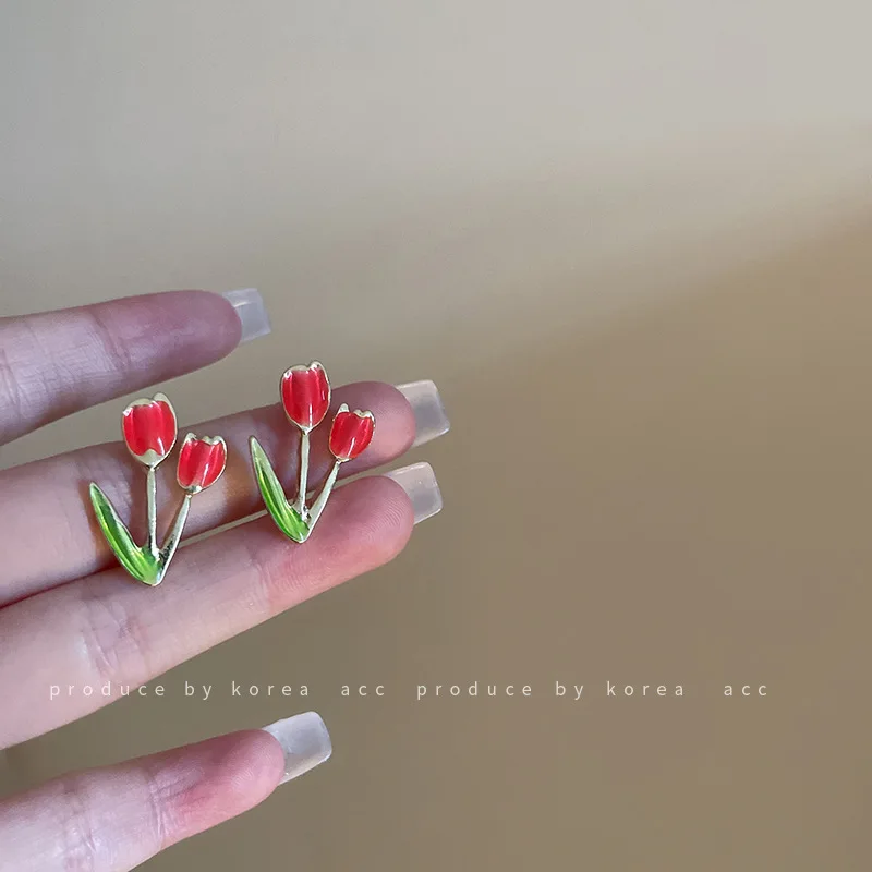 French Vintage Red Enamel Flower Earrings for Women Gold Color Alloy Tulip Floral Statement Dangle Earrings Party Pendientes
French Vintage Red Enamel Flower Earrings for Women Gold Color Alloy Tulip Floral Statement Dangle Earrings Party Pendientes