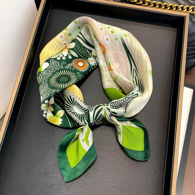 100% Natural Silk Square Scarf Flower Print Small Bandana Hair Headscarf Summer Ladies Neckscarf Real Silk Scarves Shawls Wraps
100% Natural Silk Square Scarf Flower Print Small Bandana Hair Headscarf Summer Ladies Neckscarf Real Silk Scarves Shawls Wraps