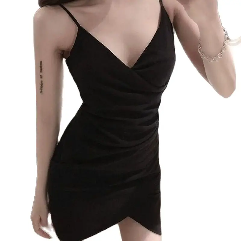 Nightclub dresses for women 2021 new sexy V-neck low-cut vestidos show chest irregular slit tight-fitting bag hip sling dress
Nightclub dresses for women 2021 new sexy V-neck low-cut vestidos show chest irregular slit tight-fitting bag hip sling dress