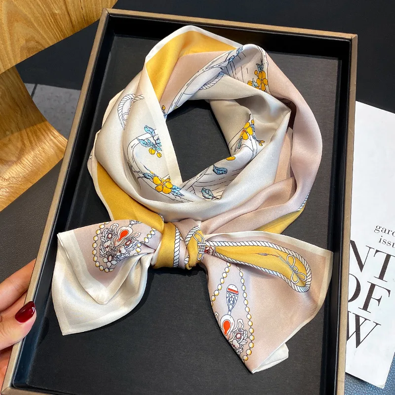 luxury scarf women spring printed silk scarves wrap shawl bandana lady 2022 Neck Hair Foulard Office Neckerchief Hijab Pashmina
luxury scarf women spring printed silk scarves wrap shawl bandana lady 2022 Neck Hair Foulard Office Neckerchief Hijab Pashmina