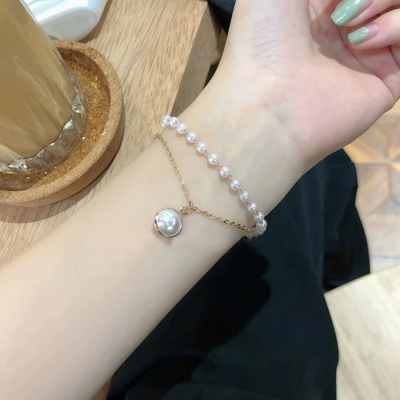 2022 New Net Celebrity Retro Simple Double-layer Pearl Bracelet Niche Design Cold Port Style Fashionable Bracelet Charm Bracelet
2022 New Net Celebrity Retro Simple Double-layer Pearl Bracelet Niche Design Cold Port Style Fashionable Bracelet Charm Bracelet