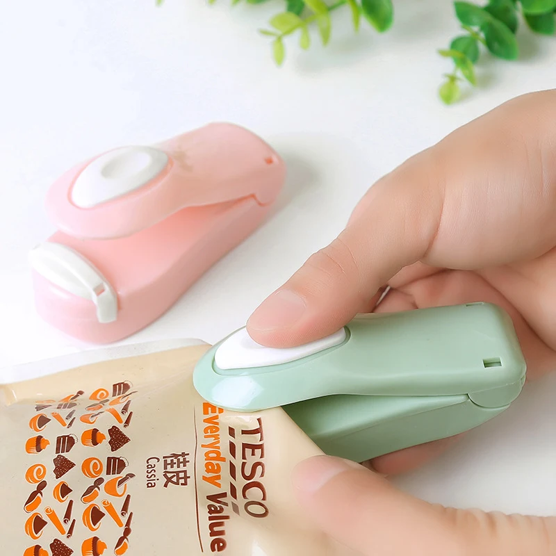 Mini Portable Food Clip Heat Sealing Machine Sealer Home Snack Bag Sealer Kitchen Utensils Gadget Kitchen Accessories Tools
Mini Portable Food Clip Heat Sealing Machine Sealer Home Snack Bag Sealer Kitchen Utensils Gadget Kitchen Accessories Tools