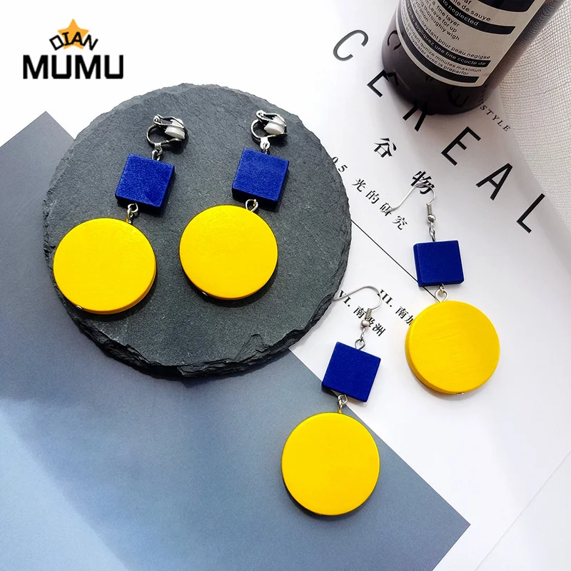Fashion Korean Version Wooden Round Earrings Jewelry Hot Sale Party Holiday Pendant Earrings Girl Gift
Fashion Korean Version Wooden Round Earrings Jewelry Hot Sale Party Holiday Pendant Earrings Girl Gift