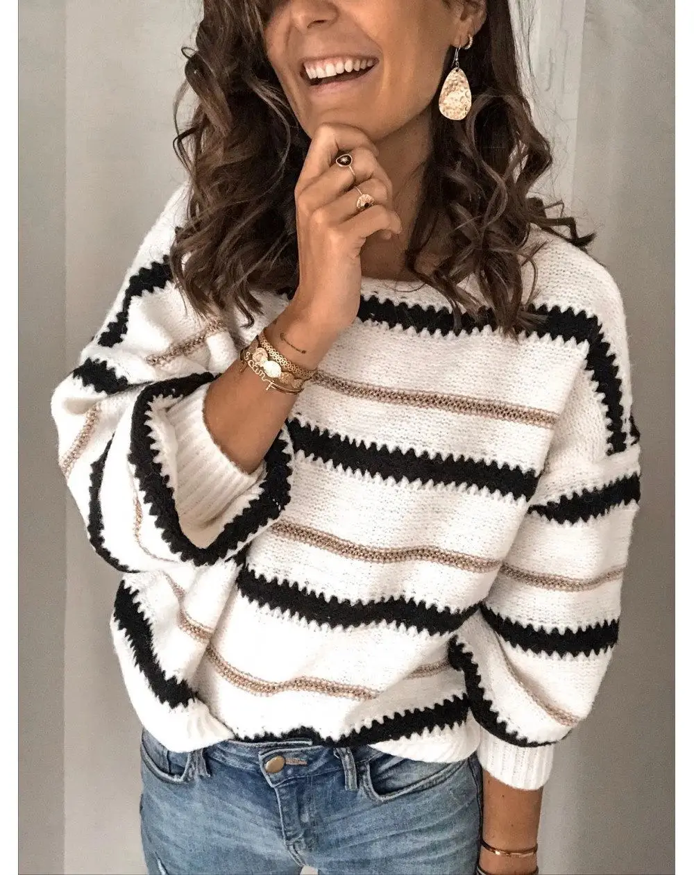 Women winter white Sweaters Ladies Striped Crew Neck Long Sleeve Pullover Knit Sweaters Loose Jumper Tops Blouse
Women winter white Sweaters Ladies Striped Crew Neck Long Sleeve Pullover Knit Sweaters Loose Jumper Tops Blouse