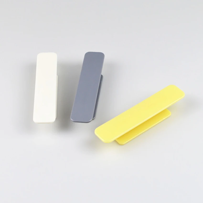 2Pcs/set Household Door Handles Multi-purpose Drawer Sliding Door Handle, Self-adhesive Kitchen Cabinet Cupboard Door Handle
2Pcs/set Household Door Handles Multi-purpose Drawer Sliding Door Handle, Self-adhesive Kitchen Cabinet Cupboard Door Handle