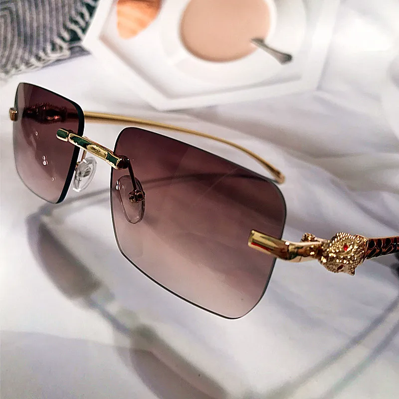 New Luxury Brand Alloy Leopard Leg Sunglasses For Men Vintage Small Square Rimless Black Brown Gradient Sun Glasses Women Shades
New Luxury Brand Alloy Leopard Leg Sunglasses For Men Vintage Small Square Rimless Black Brown Gradient Sun Glasses Women Shades