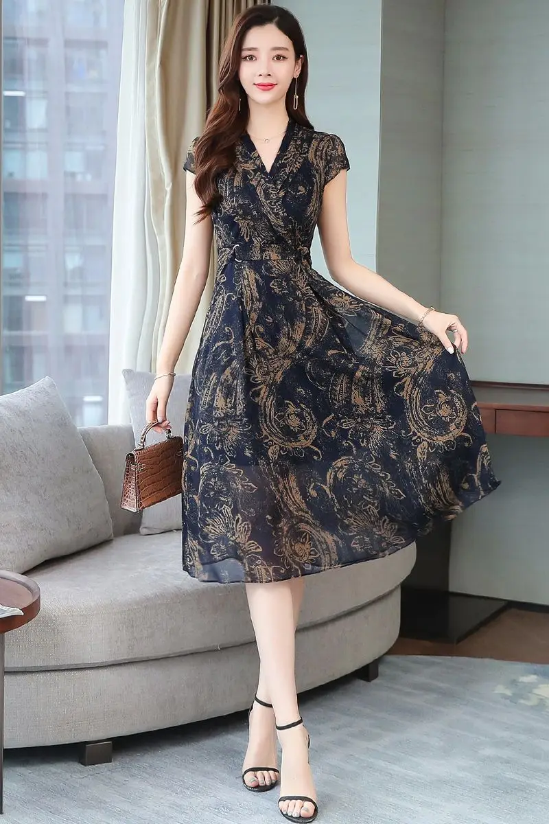 COIGARSAM 4XL Plus Size Vintage Print Women dress New Summer Chiffon Dresses Pink Blue Flower 8932
COIGARSAM 4XL Plus Size Vintage Print Women dress New Summer Chiffon Dresses Pink Blue Flower 8932