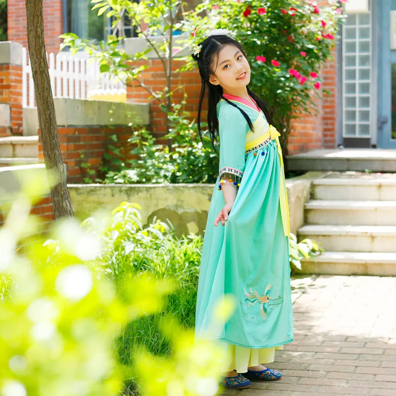 Ancient Chinese Traditional Children's Hanfu Clothes Sexy Flying Fish Embroidery Dress Suit Oriental Style Cosplay Costumses 
Ancient Chinese Traditional Children's Hanfu Clothes Sexy Flying Fish Embroidery Dress Suit Oriental Style Cosplay Costumses