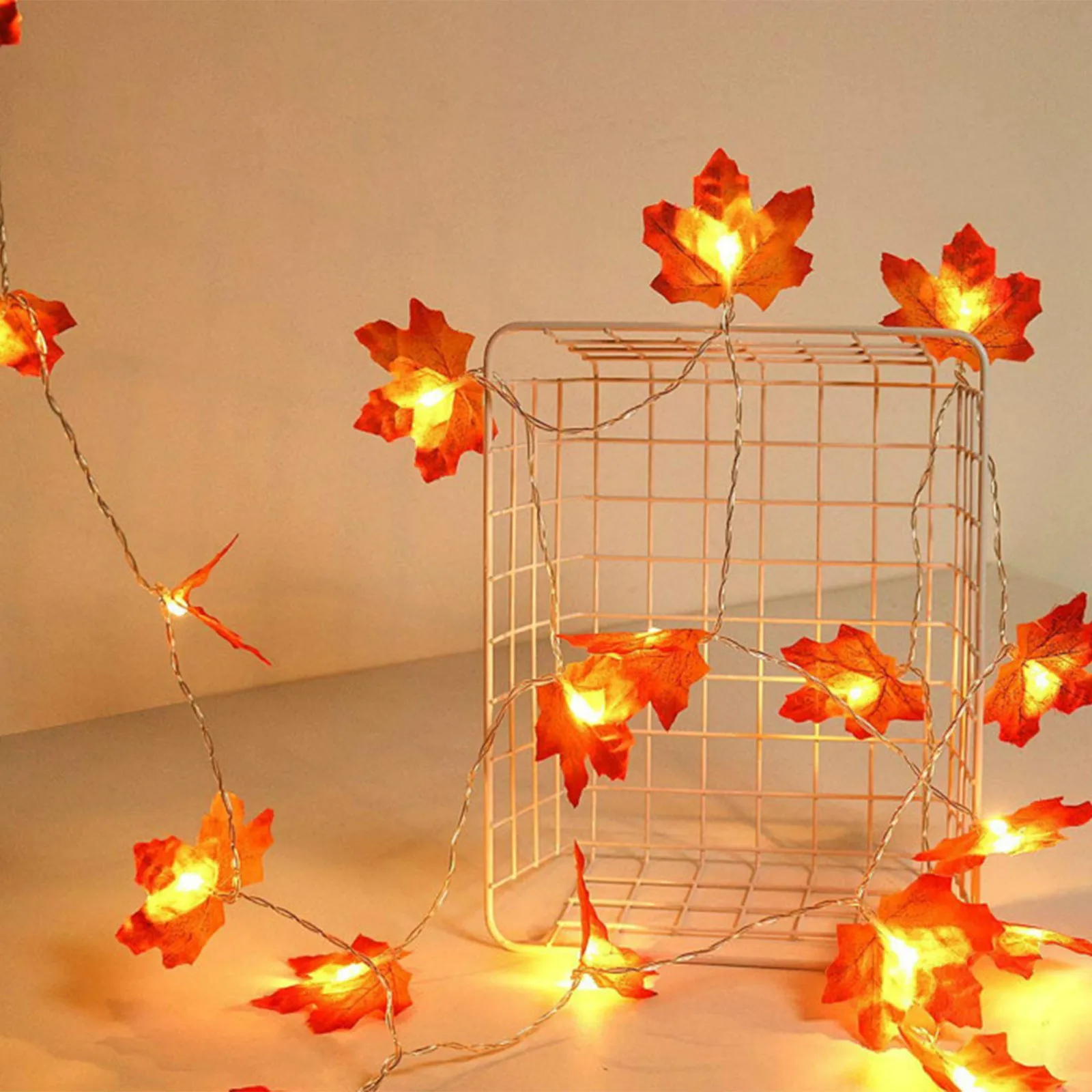 1.5M/3M/6M LED Decorations Maple Leaf Garland String Lights for Indoor Outdoor Garden Home Party Halloween Fireplace Harvest
1.5M/3M/6M LED Decorations Maple Leaf Garland String Lights for Indoor Outdoor Garden Home Party Halloween Fireplace Harvest