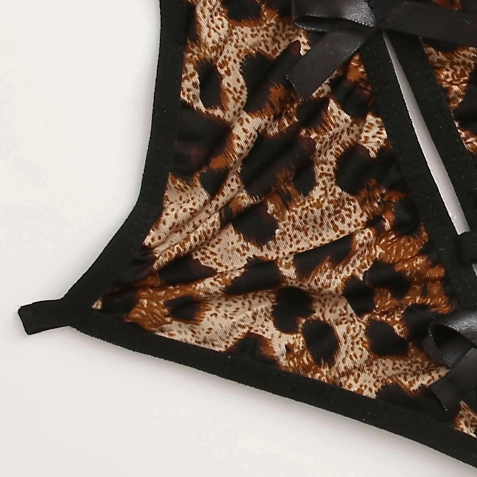 Sexy Leopard Halter Bodysuit for Women Exotic Apparel Camisole Bandage One Piece Lingerie Jumpsuit Female Sleepwear
Sexy Leopard Halter Bodysuit for Women Exotic Apparel Camisole Bandage One Piece Lingerie Jumpsuit Female Sleepwear