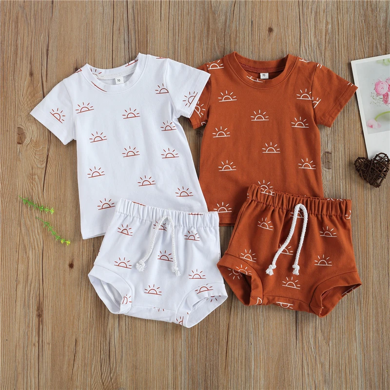 2021 Summer Newborn Baby Clothes Set 2-piece Outfit Set Short Sleeve Sun Print Tops+Shorts Set for Kids Boys Girls Costume
2021 Summer Newborn Baby Clothes Set 2-piece Outfit Set Short Sleeve Sun Print Tops+Shorts Set for Kids Boys Girls Costume