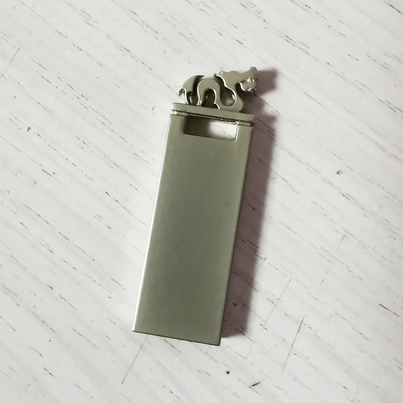 100 Pieces No logo Metal New Style Serpent USB Shell they suitable for Long UDP flash It is no memory chip
100 Pieces No logo Metal New Style Serpent USB Shell they suitable for Long UDP flash It is no memory chip