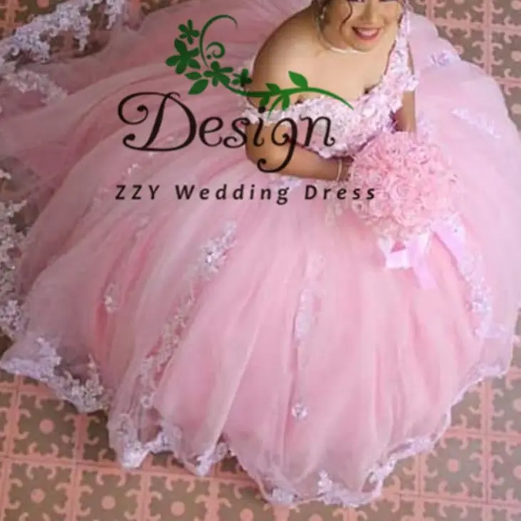 

Женское бальное платье с открытыми плечами, розовое фатиновое платье с кружевной аппликацией и кристаллами, бальное платье со шлейфом, 15 ле...