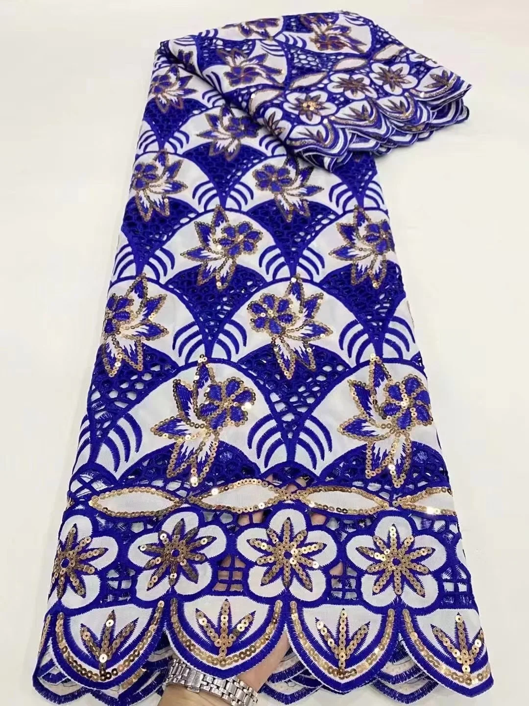 2021High Quality African Nigerian Tulle Lace Fabric Swiss royal blue Cotton Damask Embroidery Wedding Party Dress 5Yards
2021High Quality African Nigerian Tulle Lace Fabric Swiss royal blue Cotton Damask Embroidery Wedding Party Dress 5Yards