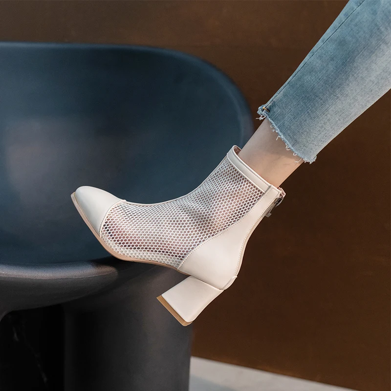 2021 New Cool Boots Mesh Zipper Women's High Heels Spring And Summer Round Head Square High Heels Women's Shoes Large Size 34-43
2021 New Cool Boots Mesh Zipper Women's High Heels Spring And Summer Round Head Square High Heels Women's Shoes Large Size 34-43