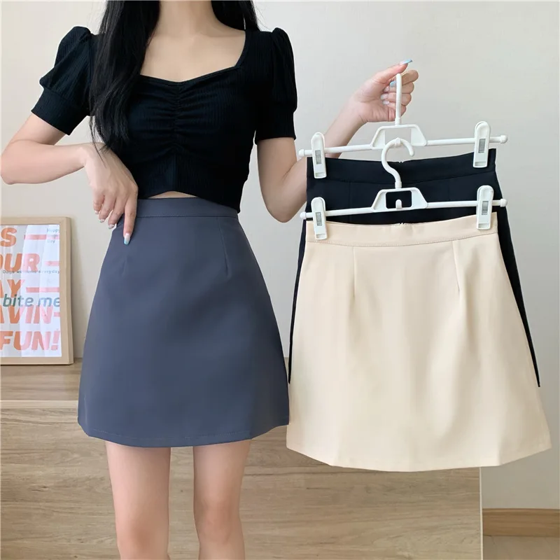 Женская короткая юбка с завышенной талией, облегающая трапециевидная юбка в Корейском стиле, лето 2021
Женская короткая юбка с завышенной талией, облегающая трапециевидная юбка в Корейском стиле, лето 2021
